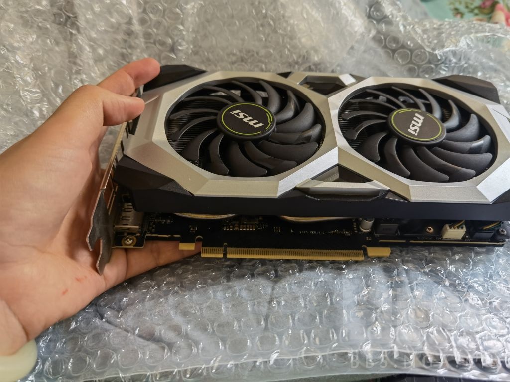 1400出一张微星20606gog