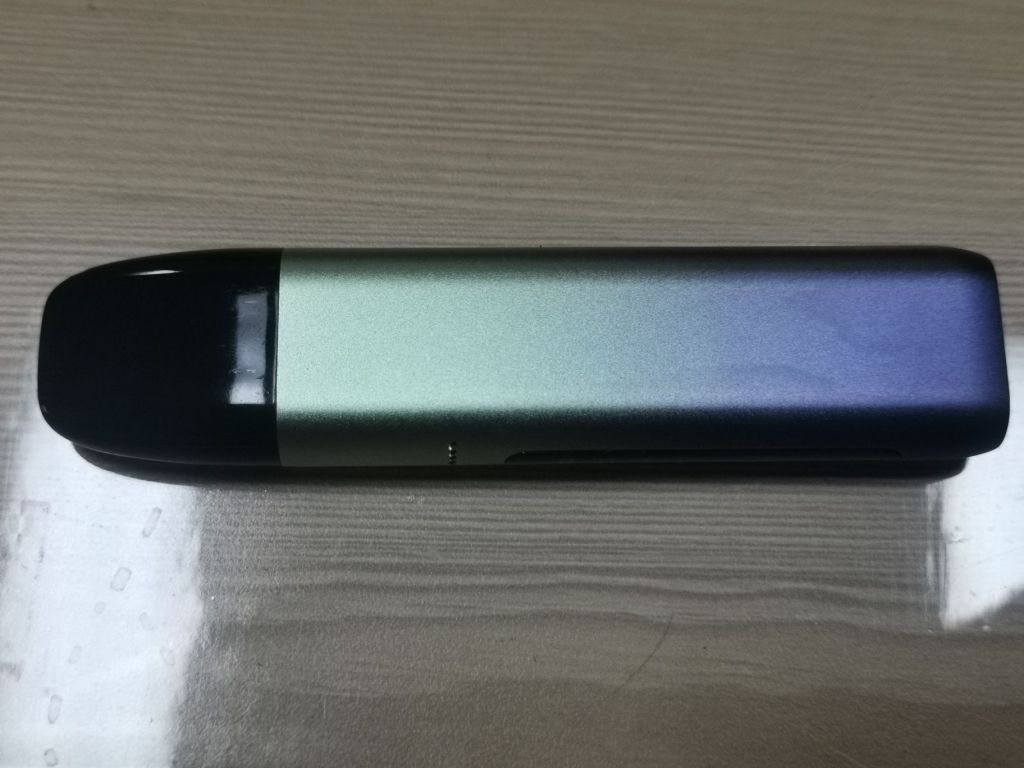 出一个魔笛pro的烟杆95新带硅胶套和金属挂链送一个芒果味的烟弹120元