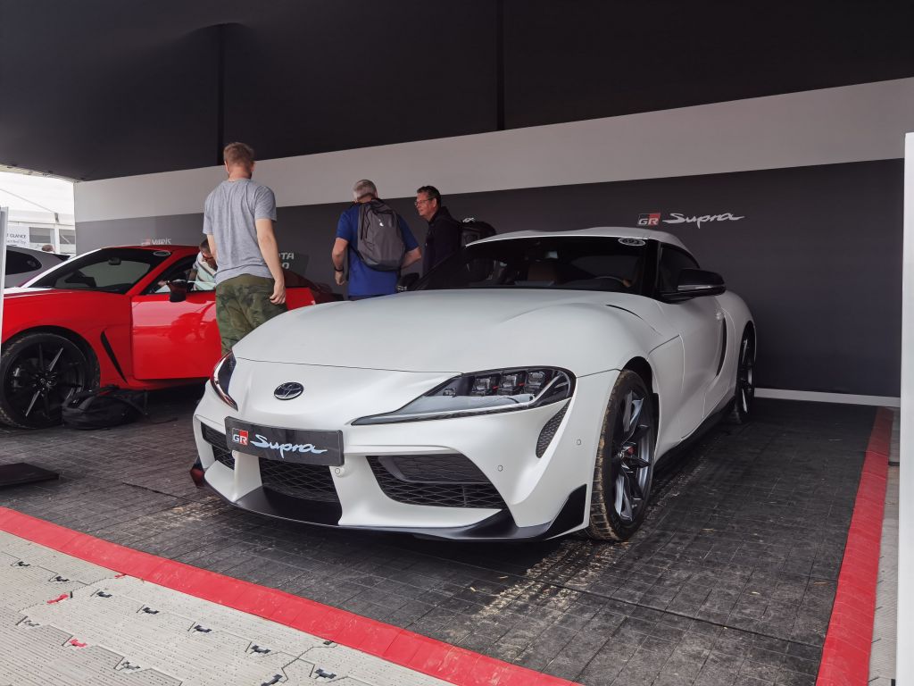 2022古德伍德丰田grsupra手动版亮相