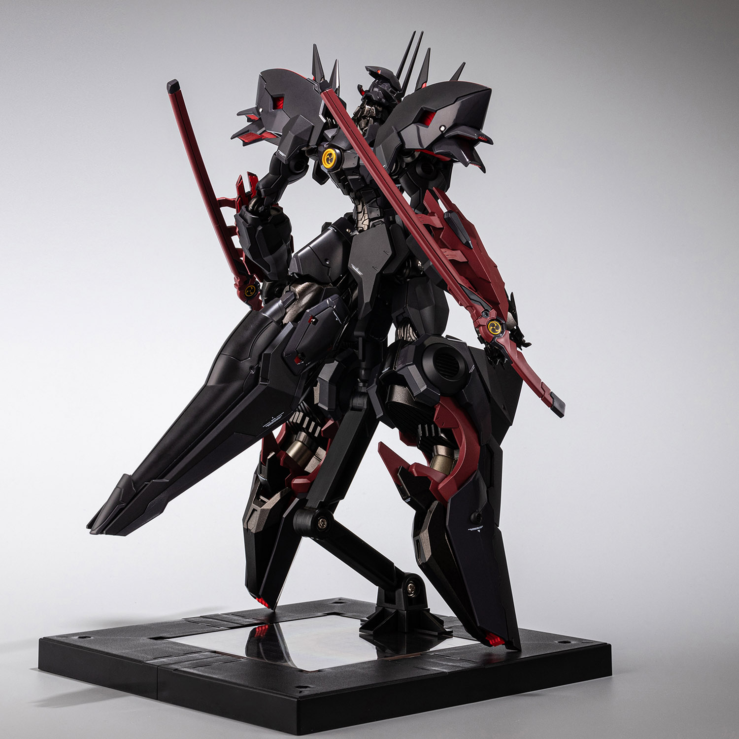 [新闻资讯] 千值练 riobot  武装机甲> 莱茵巴雷尔 阿玛加图