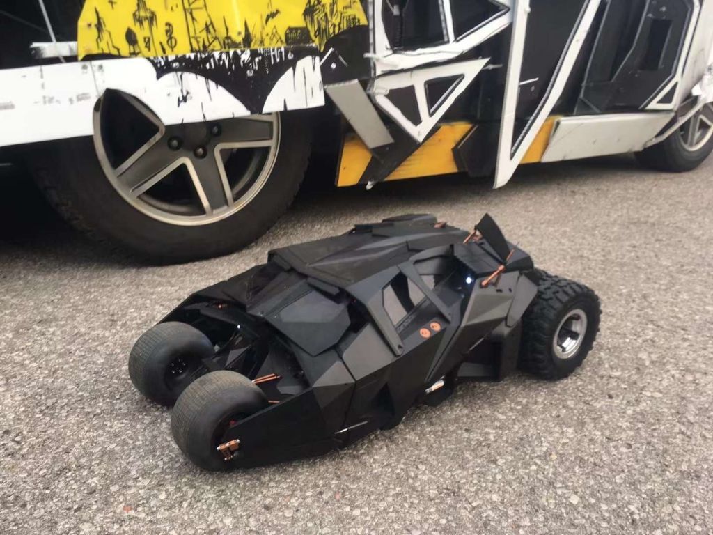 晒一下改完的诺兰蝙蝠车