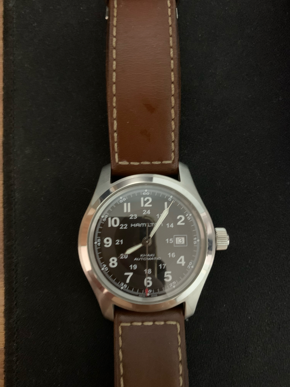 出一块汉米尔顿42表盘的小红帽