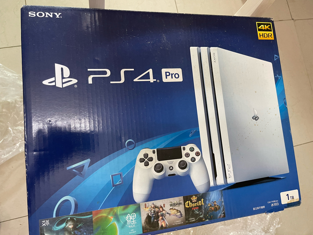 再发一次吧ps4pro国行7109b单手柄不带账号不带游戏拆过换硅脂导热垫