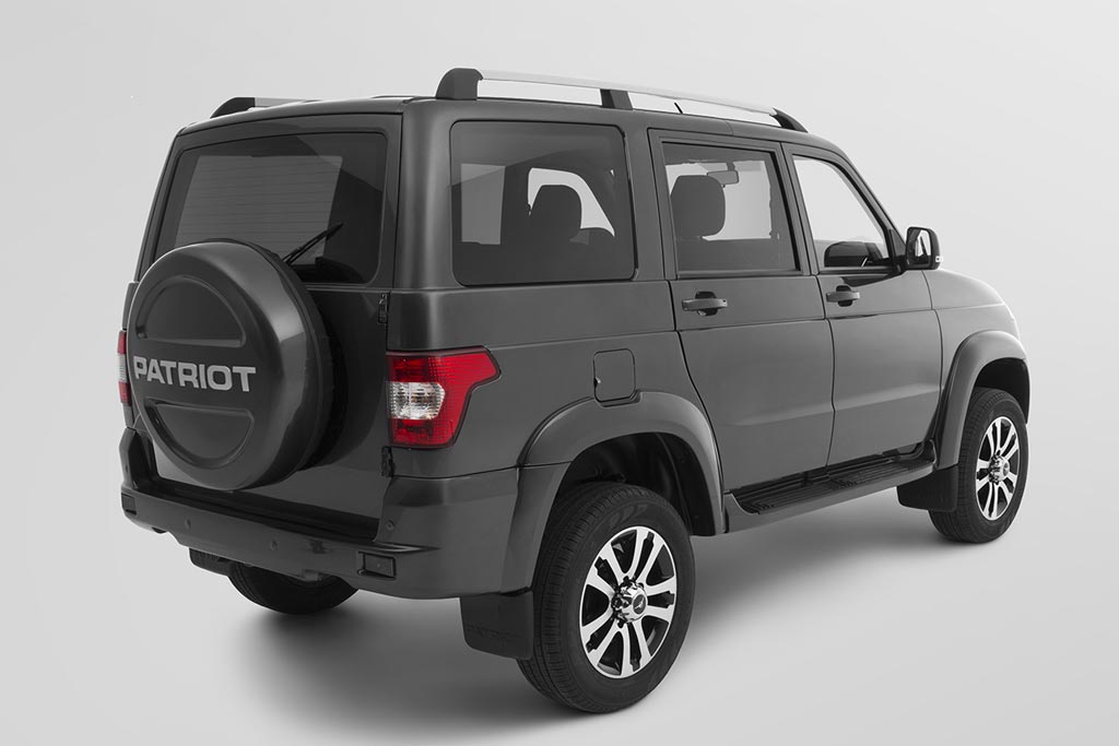 俄罗斯瓦滋爱国者越野车的各种型号