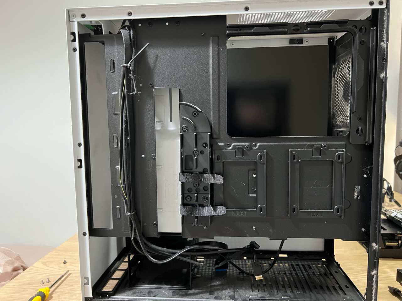 恩杰h510机箱白色190出已出编辑了