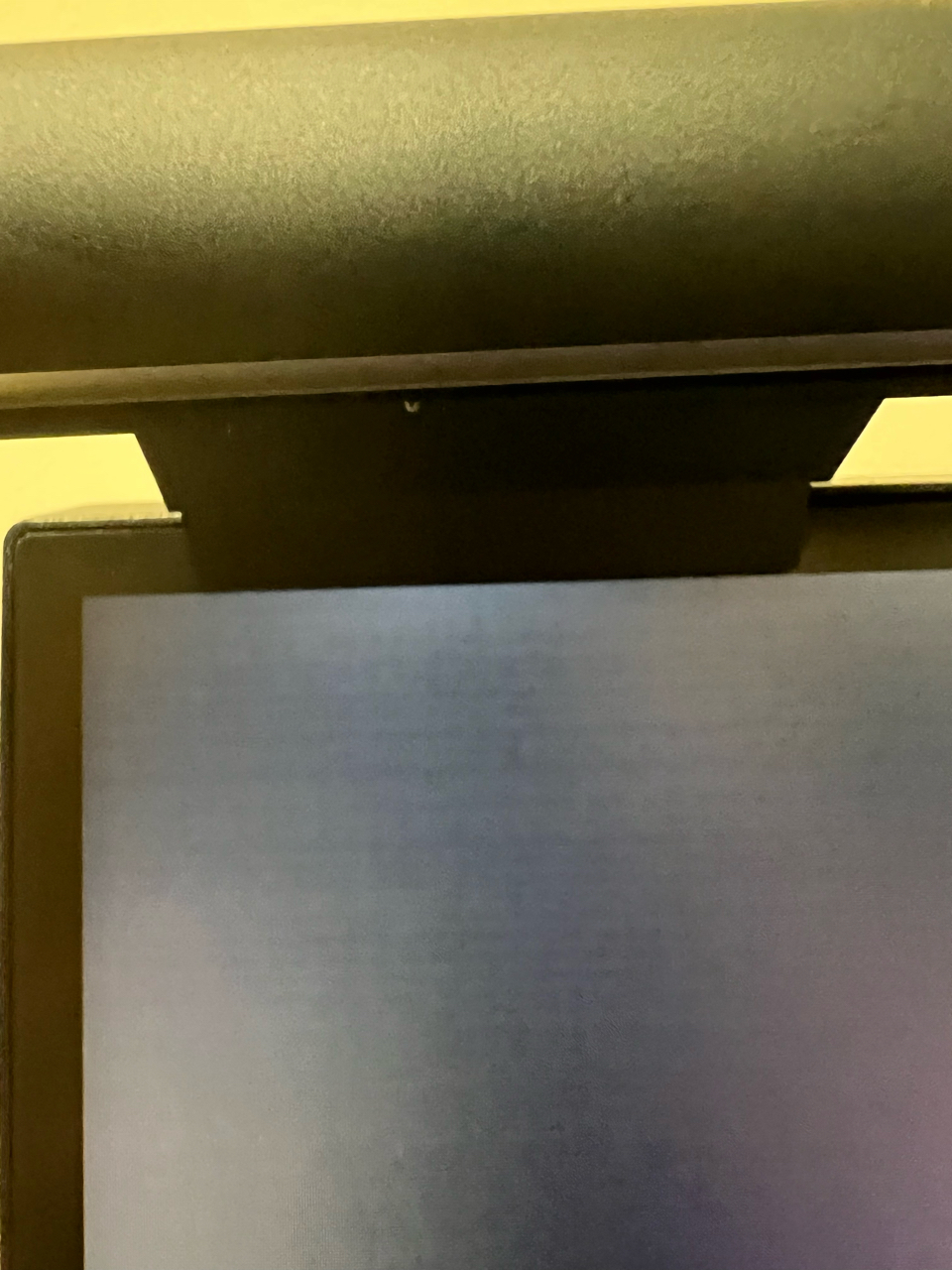 想问下大家的ips显示器漏光情况怎么样