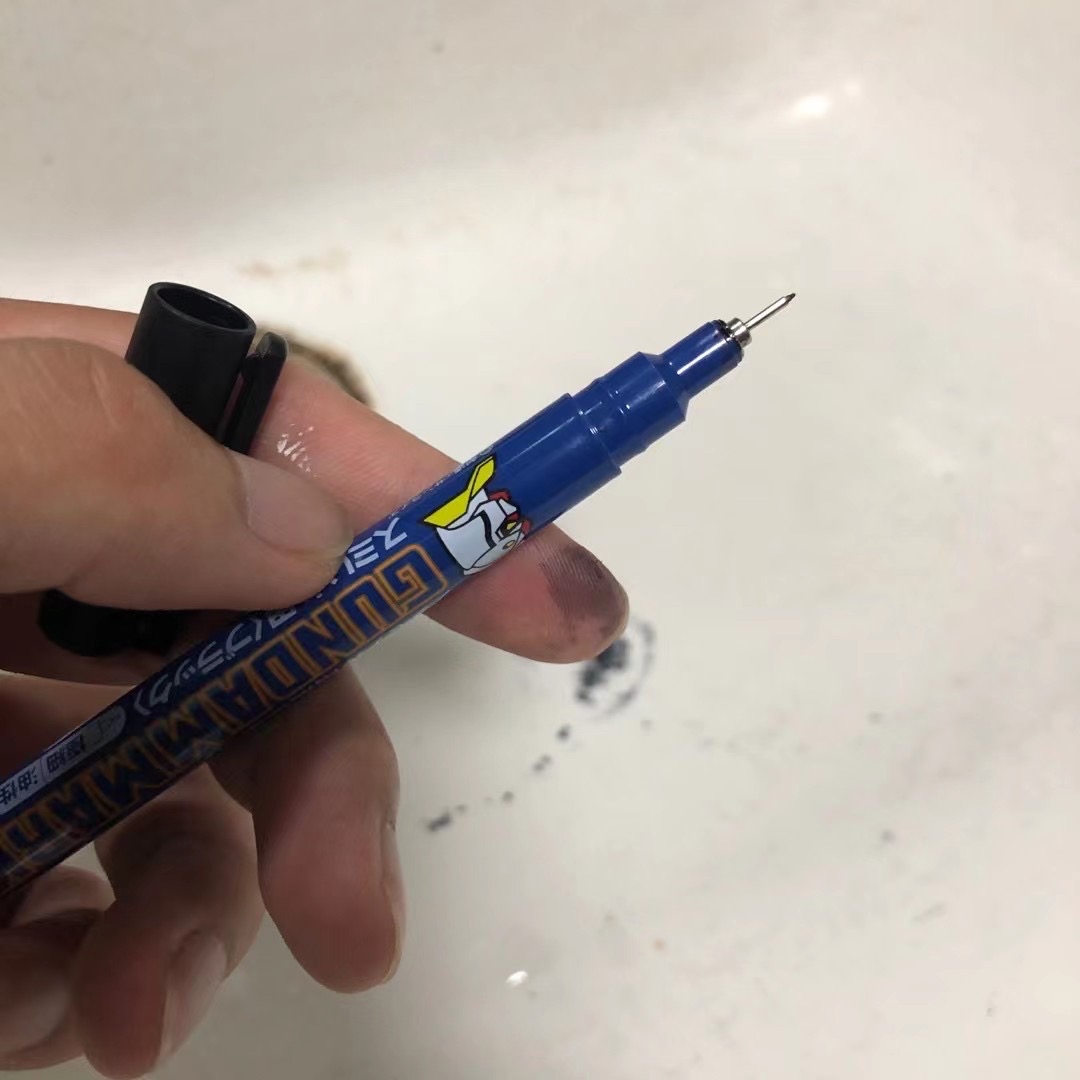 问答咨询老哥们麻烦帮我看一下我买的这个郡士勾线笔是真的还是假的