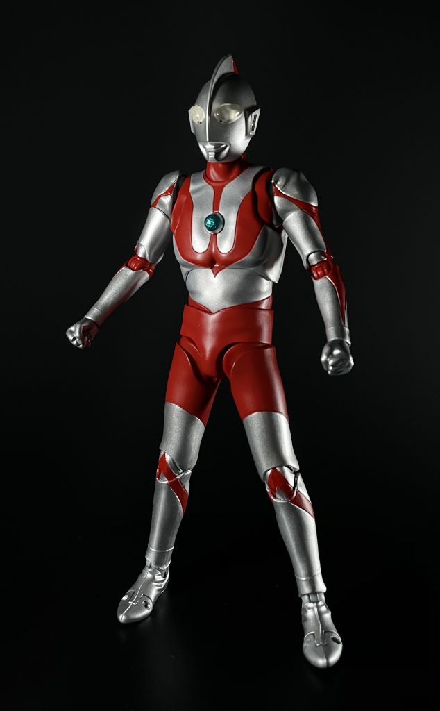 可动成品真骨雕初代奥特曼到了留念