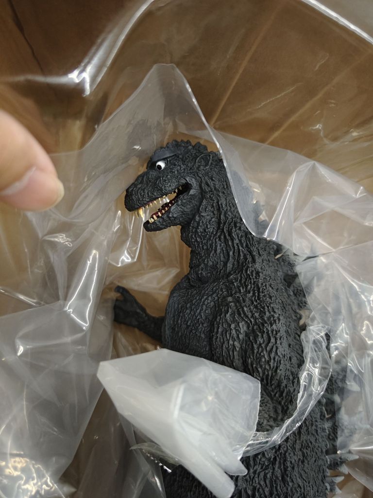 手办xplus哥斯拉1954彩色版