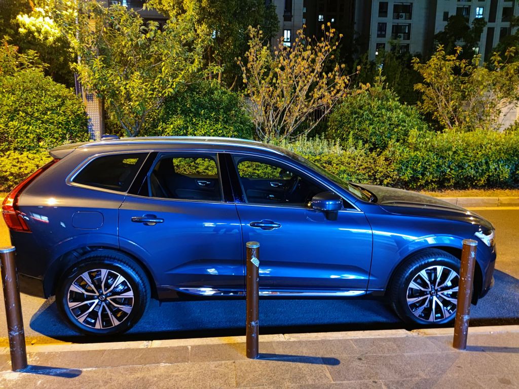 2023款沃尔沃xc60智远牛仔蓝上海提车作业