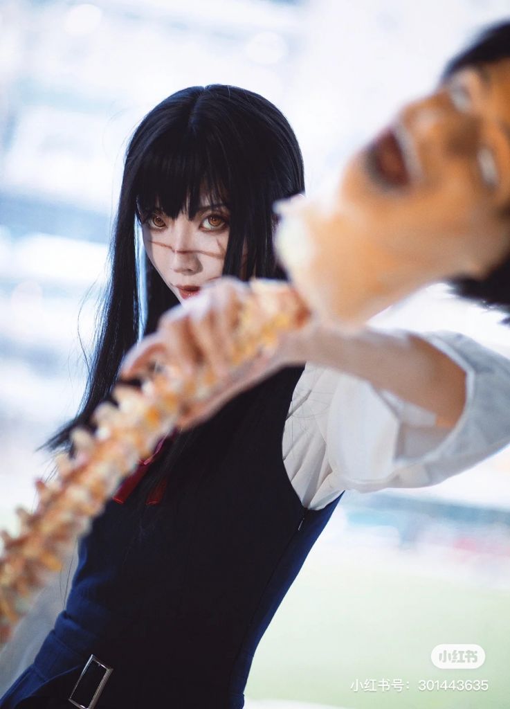 cosplay电锯人2三鹰朝脊髓剑版