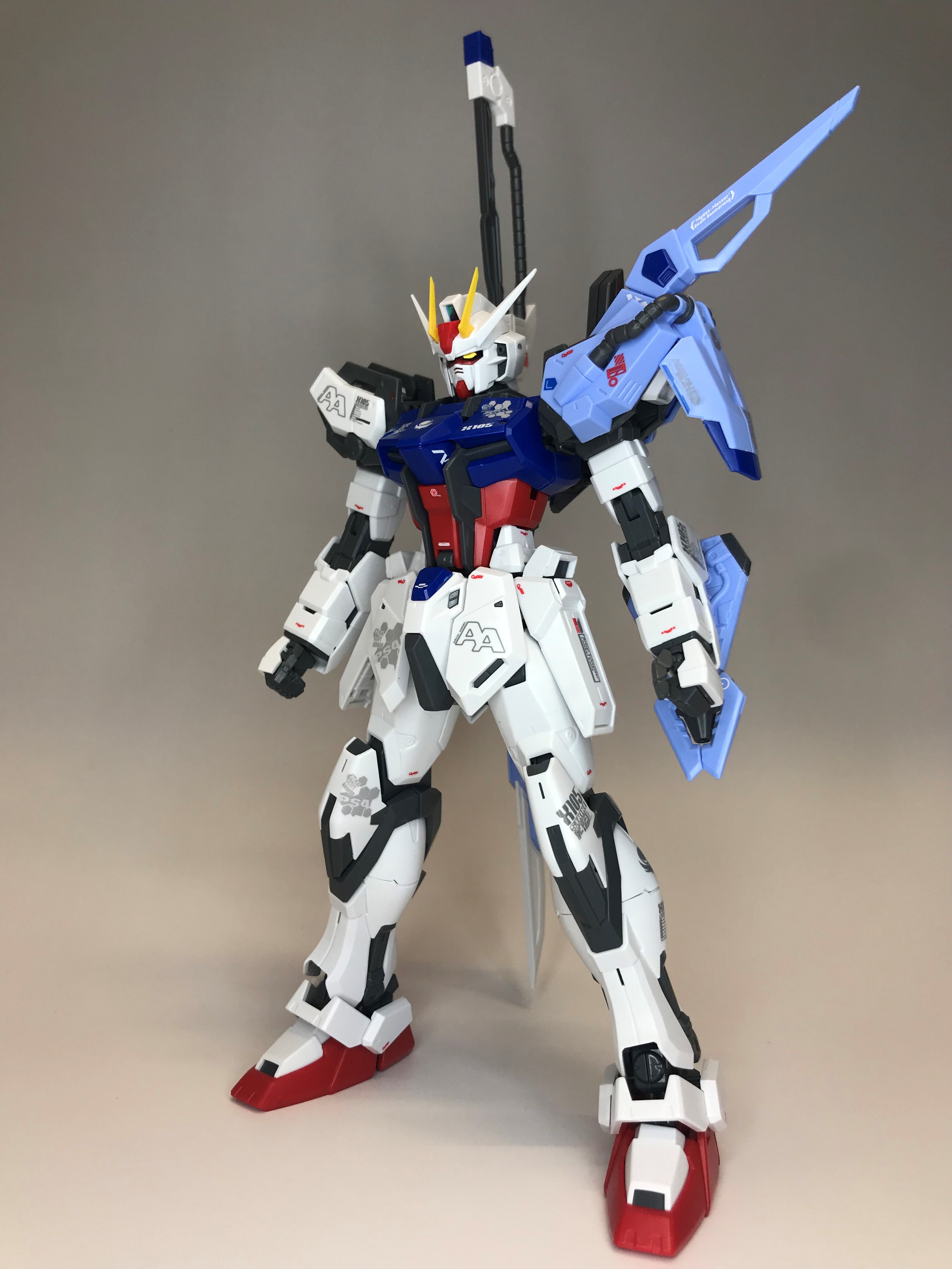 [新闻资讯] mg 1/100 高达基地限定 完美强袭高达 斩舰刀装备型 官博