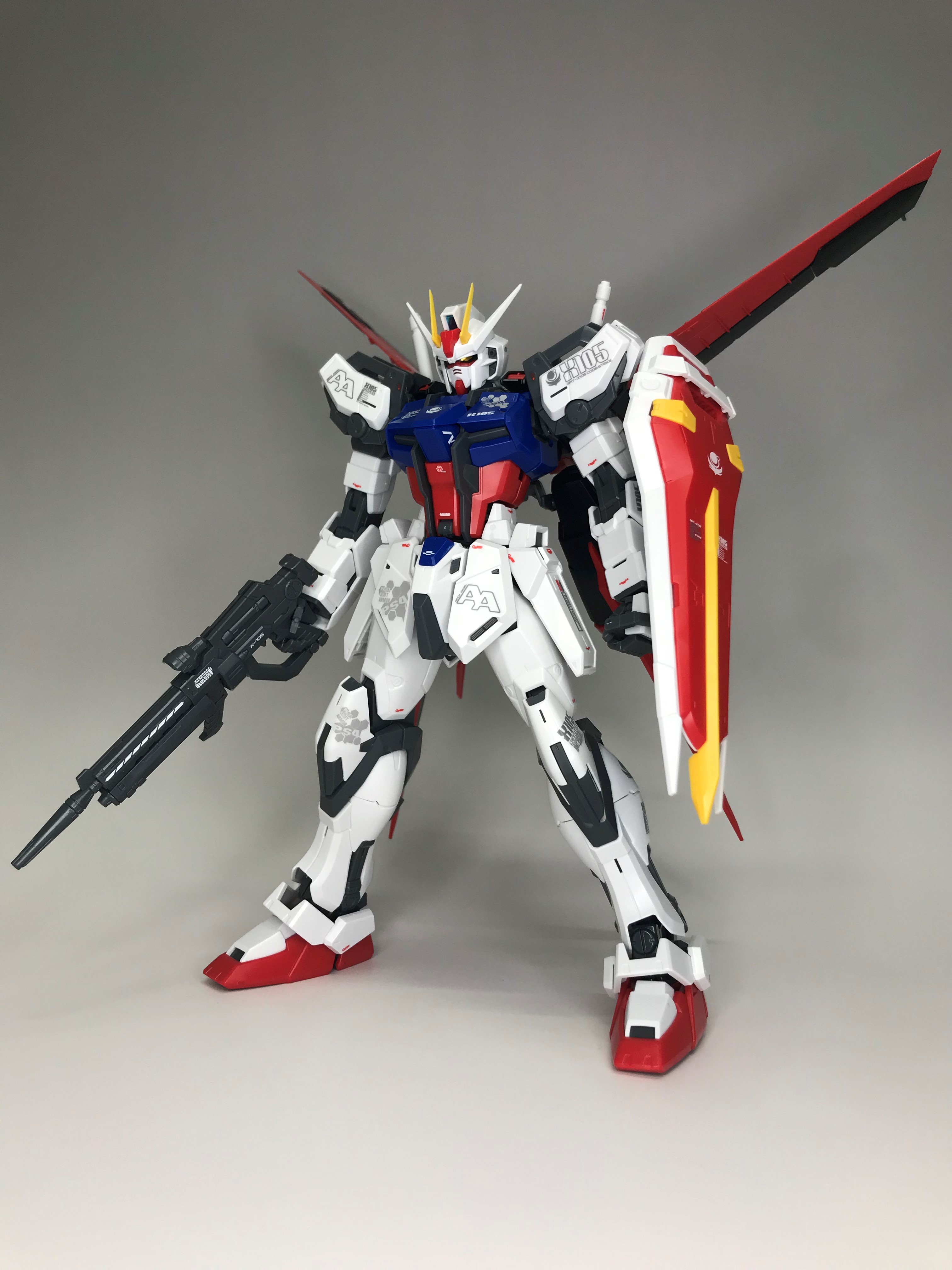 [新闻资讯] mg 1/100 高达基地限定 完美强袭高达 斩舰刀装备型 官博