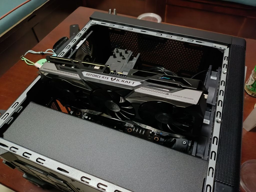 刃7000p前风扇怎么拆3070ti电竞之心竟然放不进啊