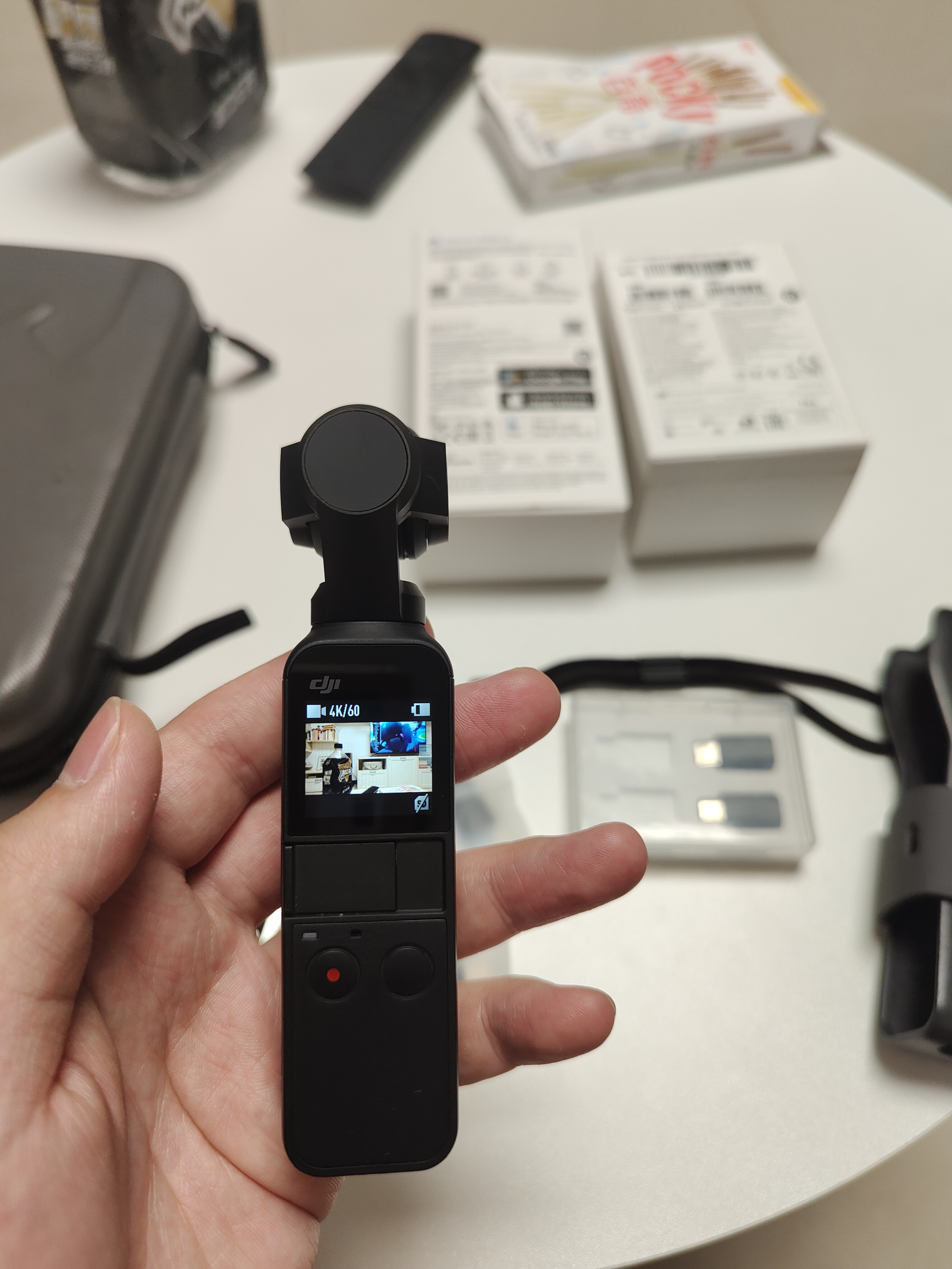 大疆osmopocket口袋相机带三件套1050到付