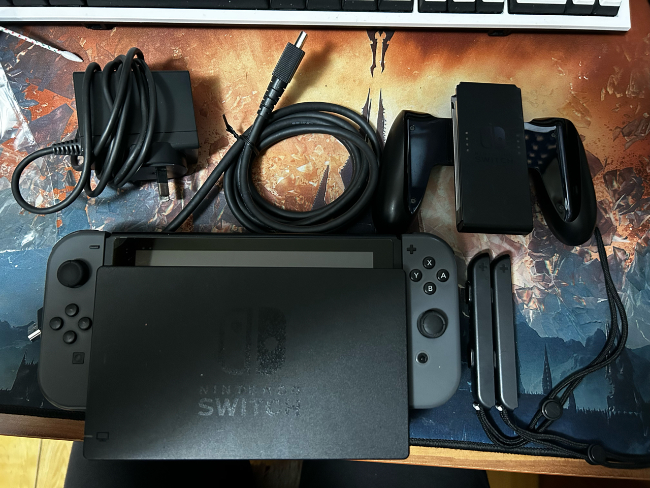 灰色switch续航版1300包邮