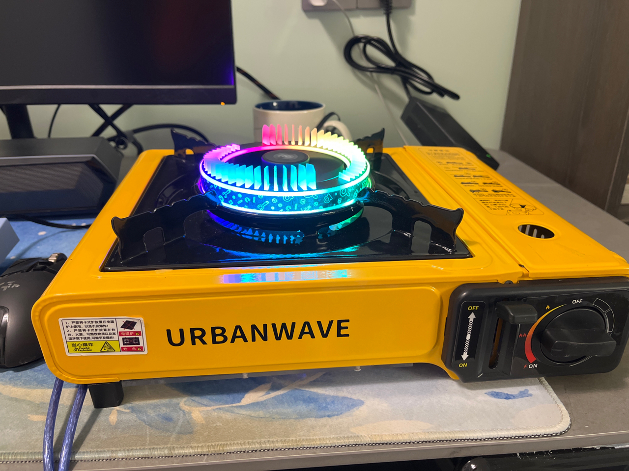 用卡式炉做了个机箱