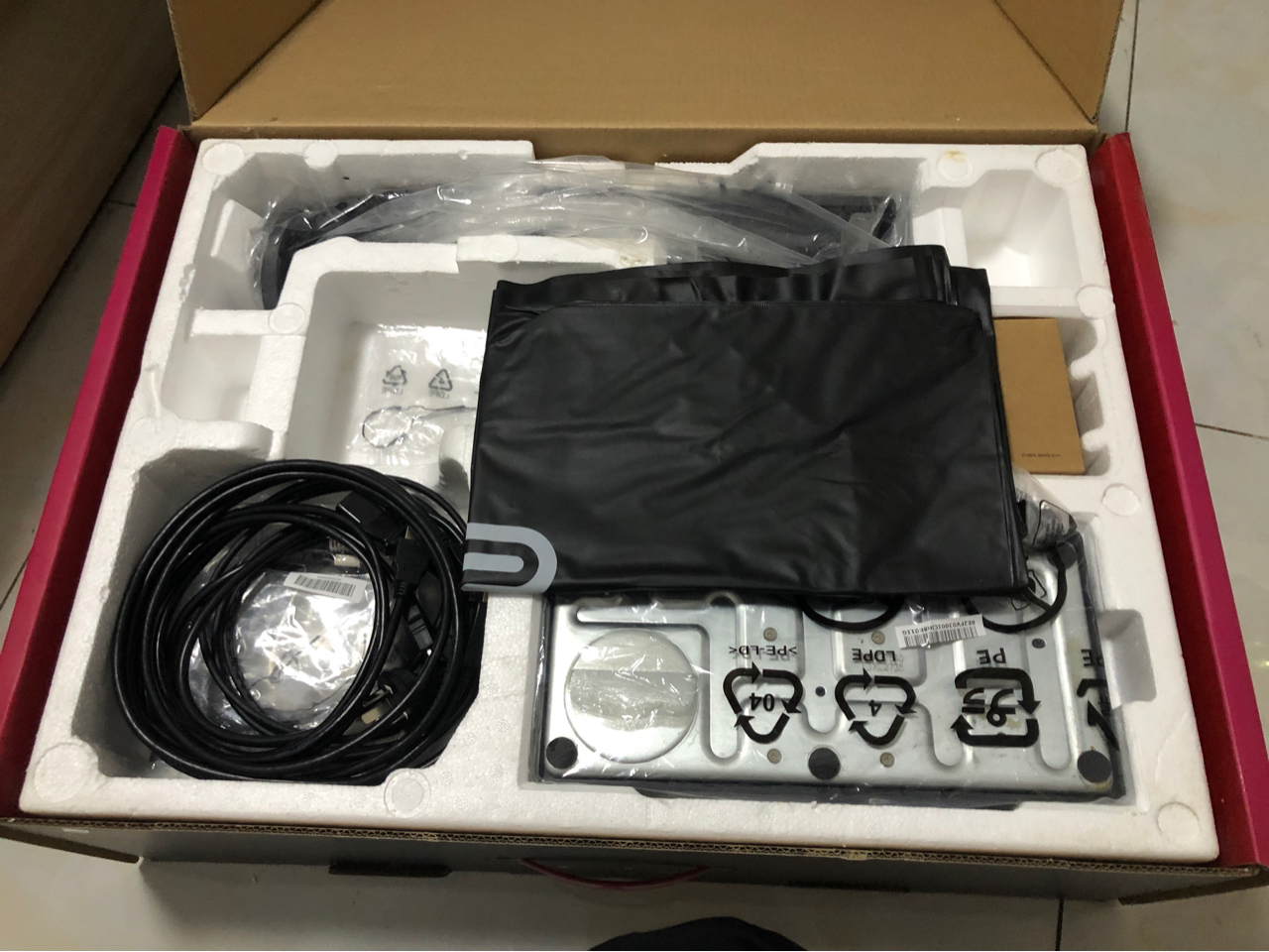 出卓威xl243024寸tn屏144hz箱说全