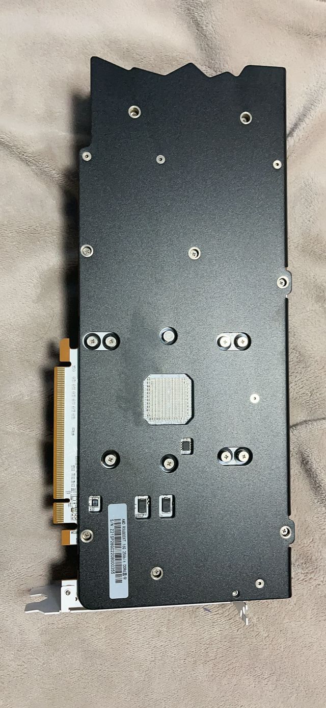 黑花嫁6800xt到祸给老平台升级参考550w电源很稳