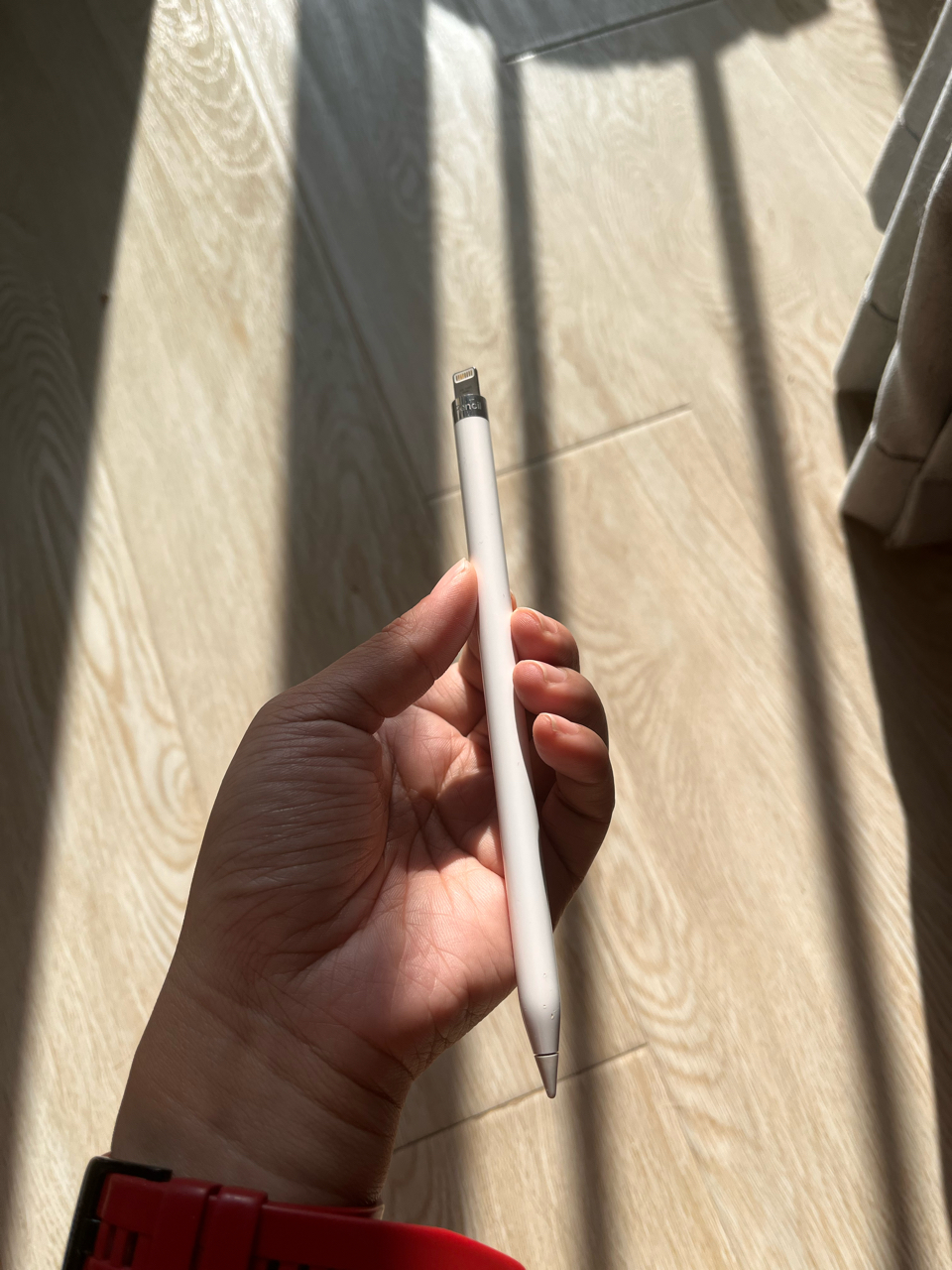 100出applepencil一代已出