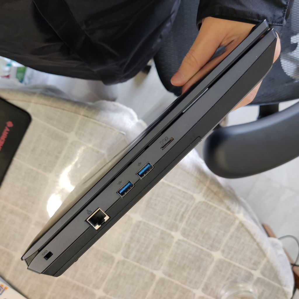 自用炫龙m7e6s3麻烦老哥们给估个价