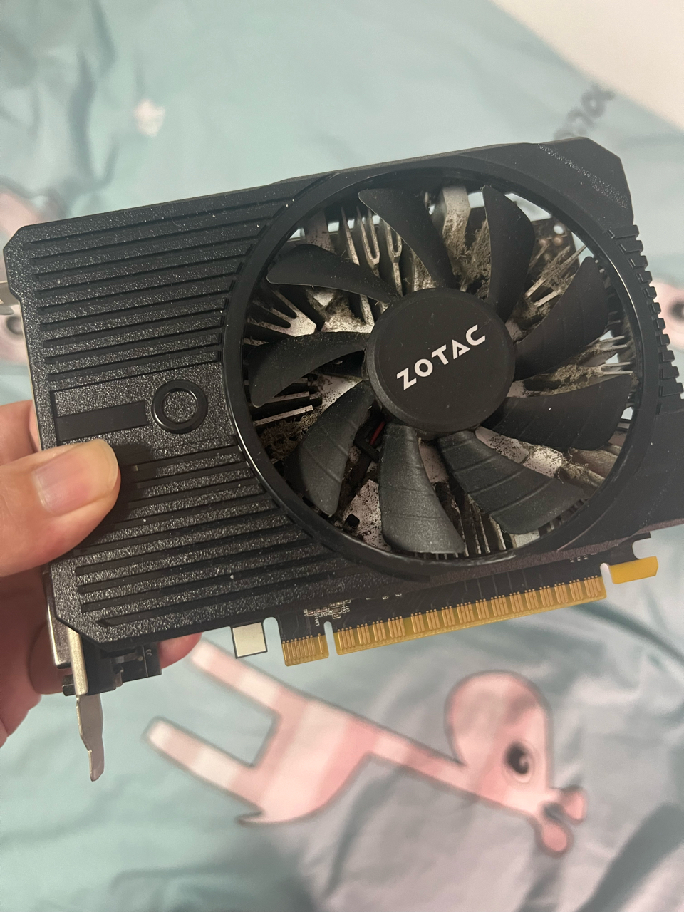 出块无需供电的索泰1050ti