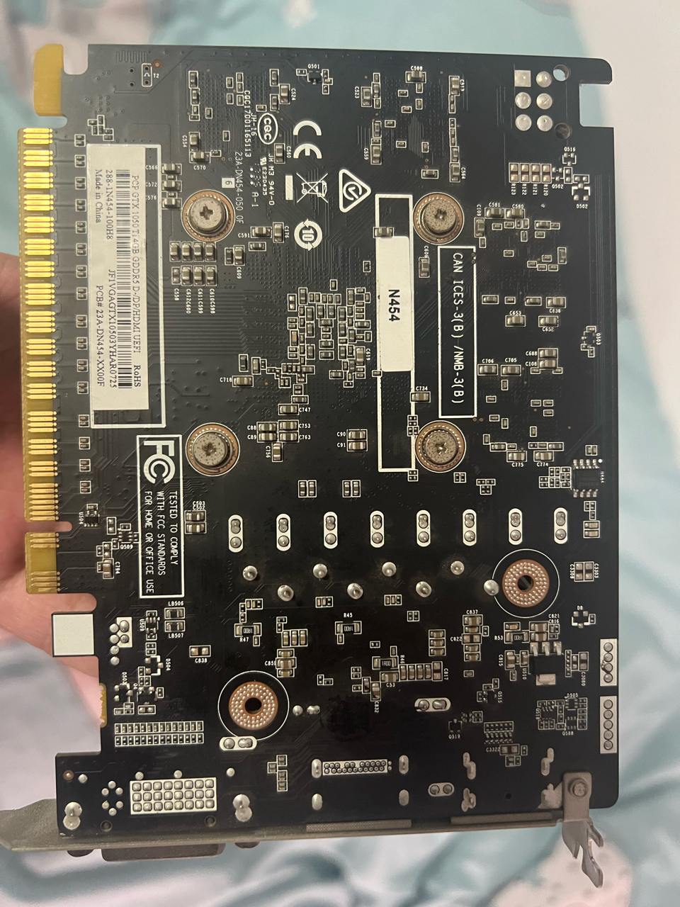 出块无需供电的索泰1050ti