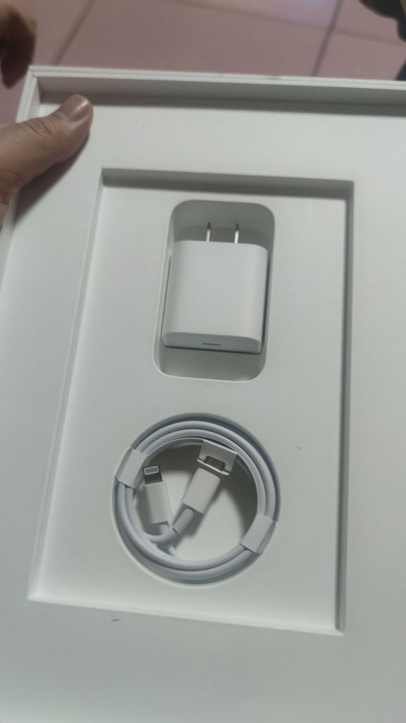 苹果原装20w充电套装全新未使用刚买的