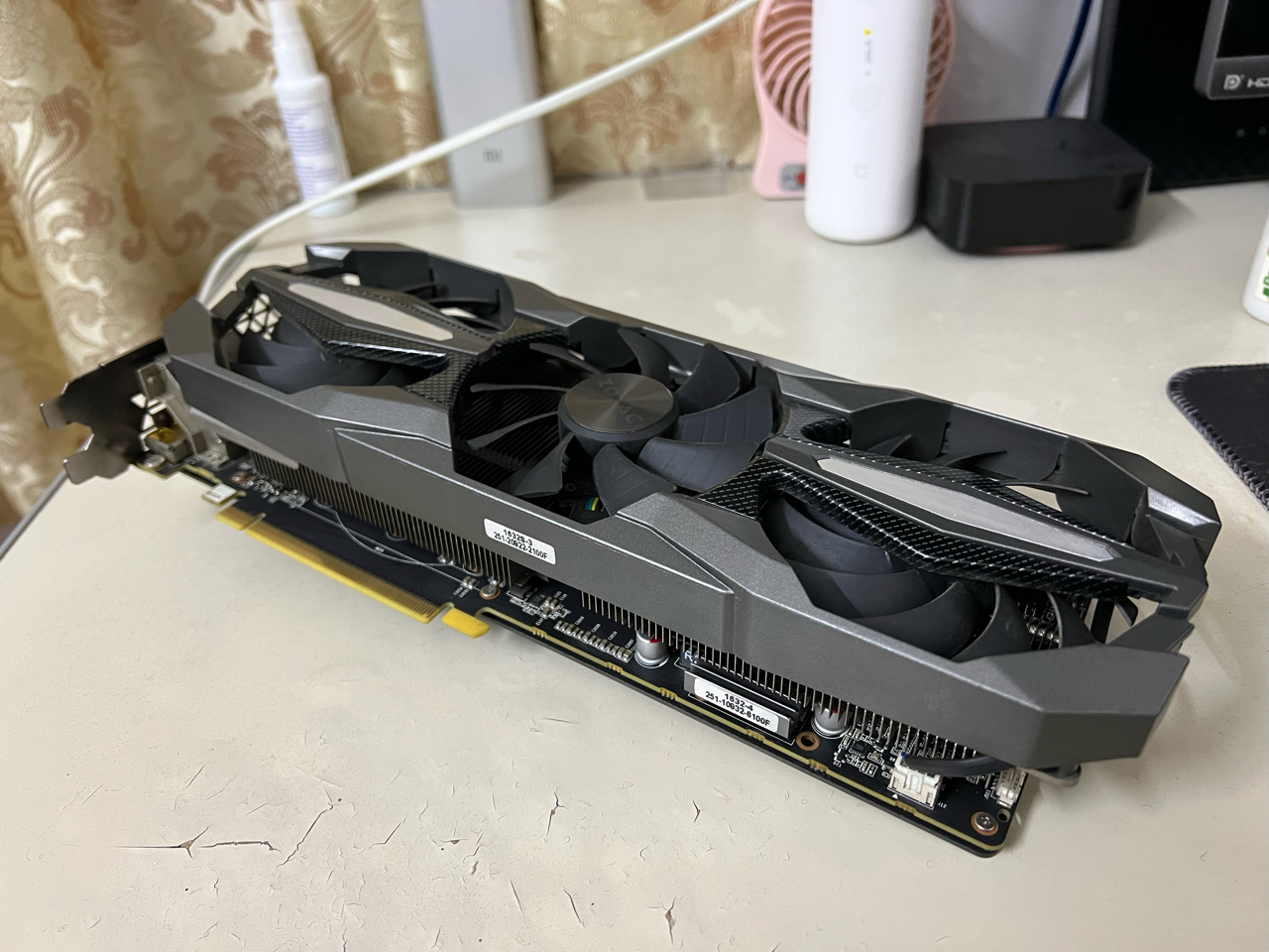 索泰gtx1070至尊plus