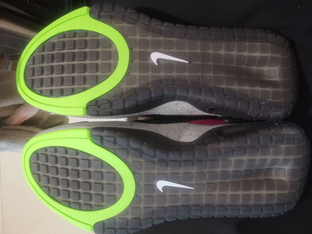 nikeadapt自动系带黑粉42码