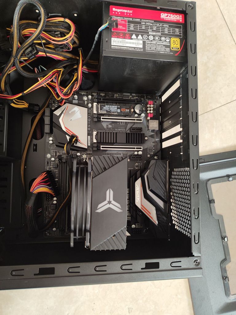 技嘉x470r72700x板u