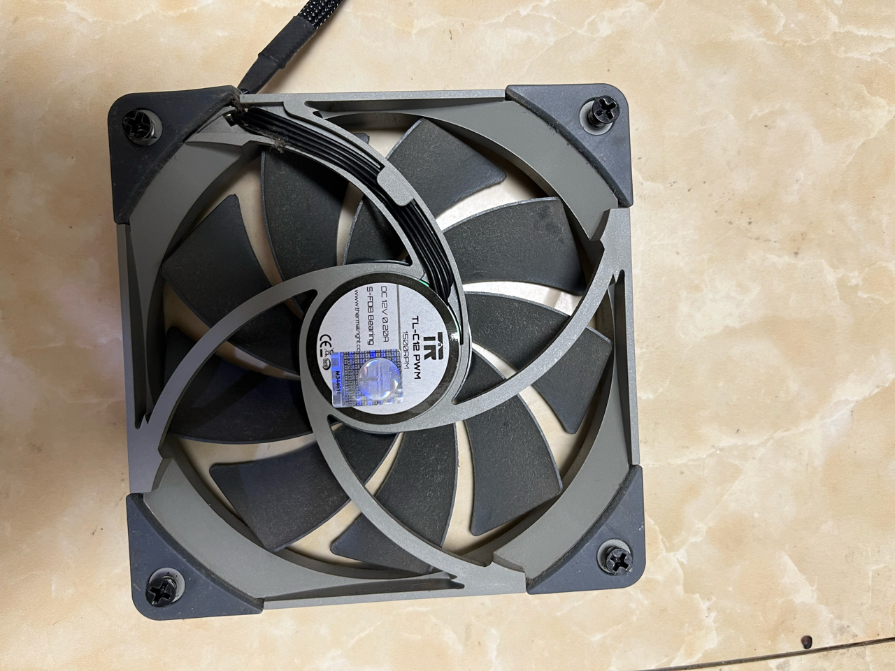 出1070利民散热利民风扇