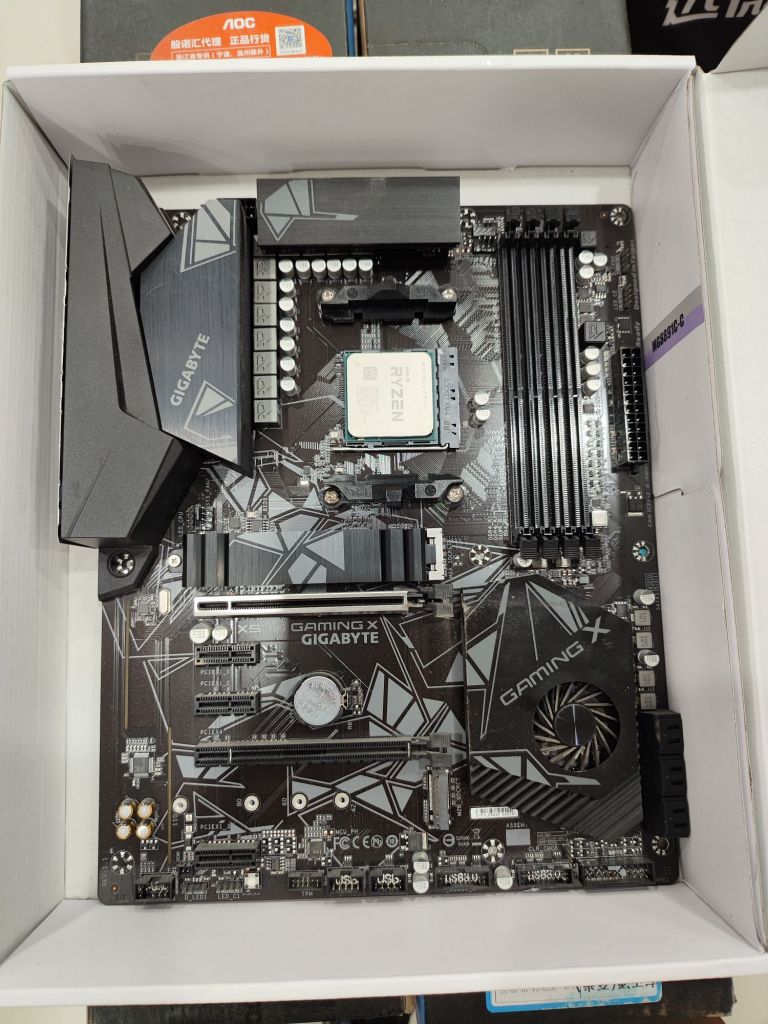 出5800x技嘉x570gamingx魔鹰