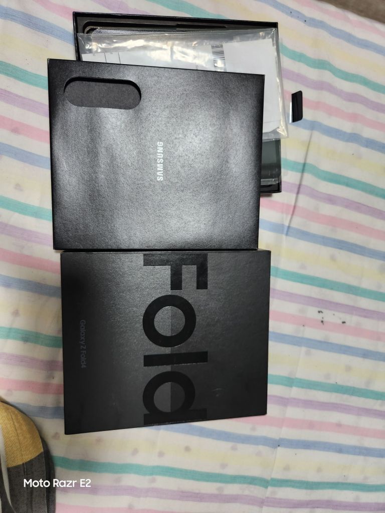 三星fold412512港绿色箱说全带发票