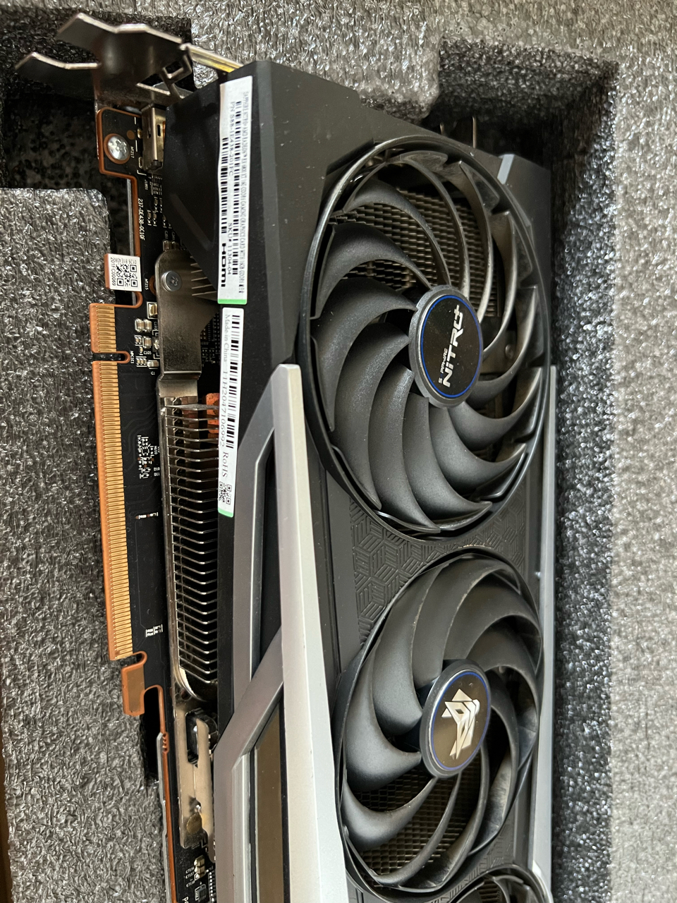 蓝宝石6800xt 超白金￥2680