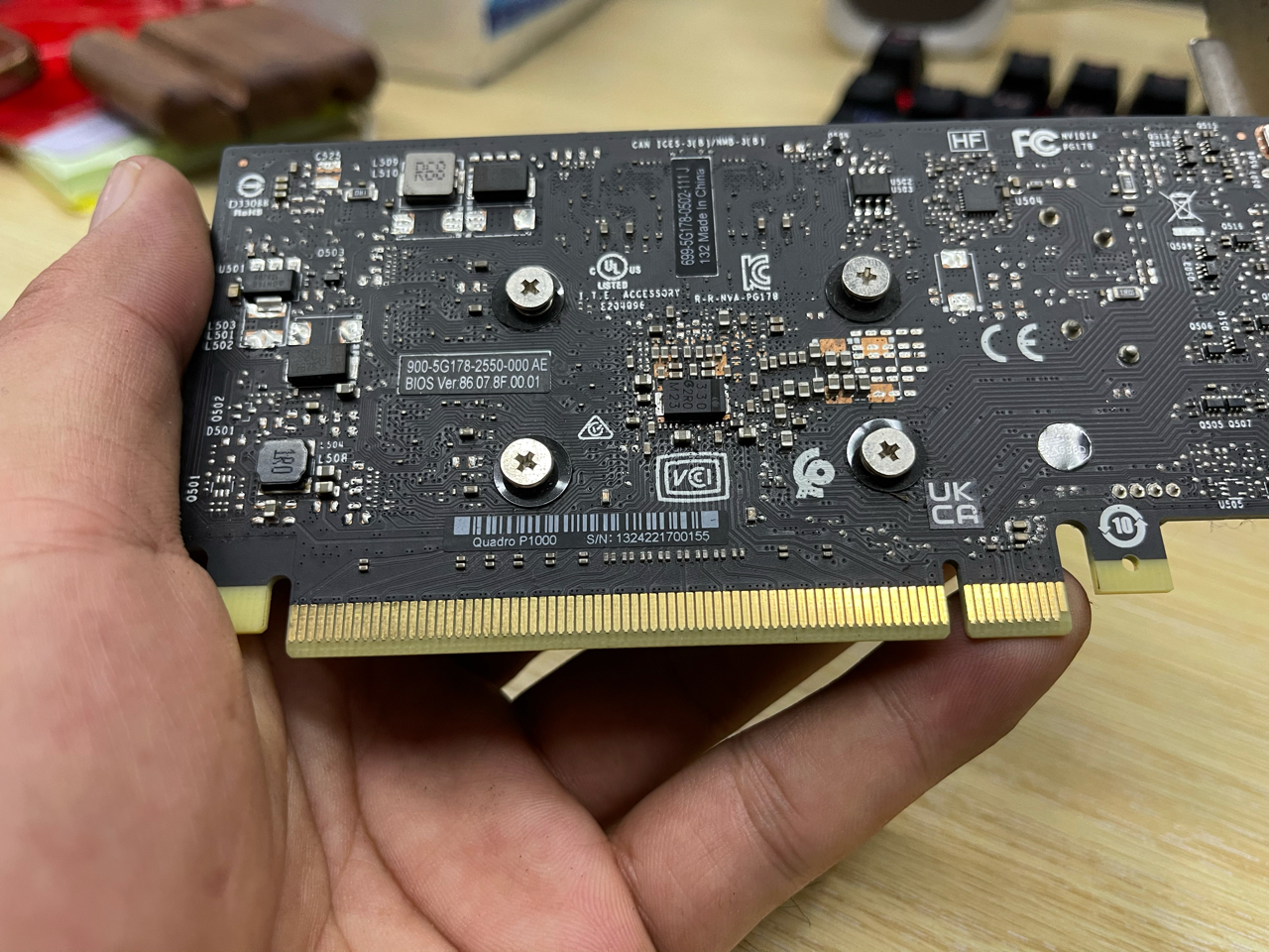 出售丽台quadrop1000专业图形显卡