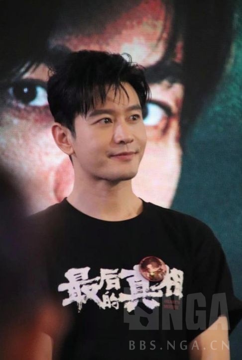 陈坤和黄晓明最新的现场照片谁赢了