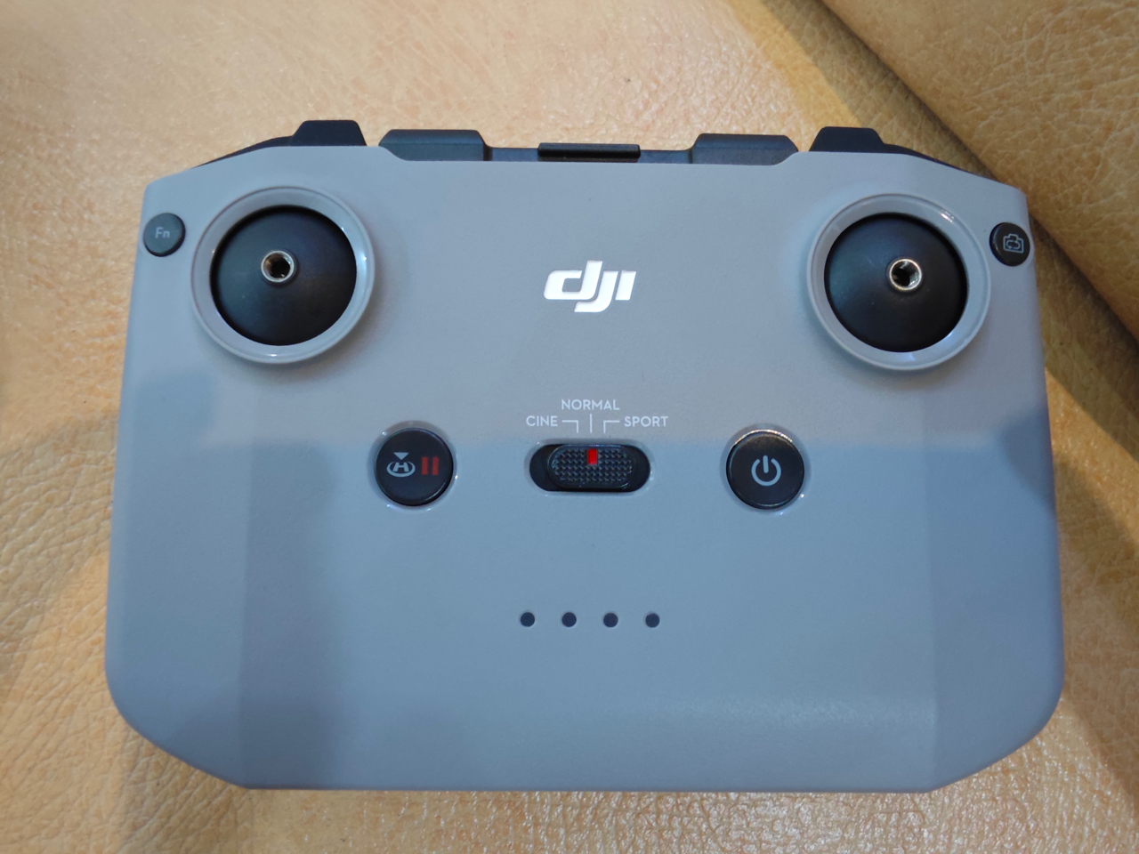 出一台大疆mavicair2飞过5次内