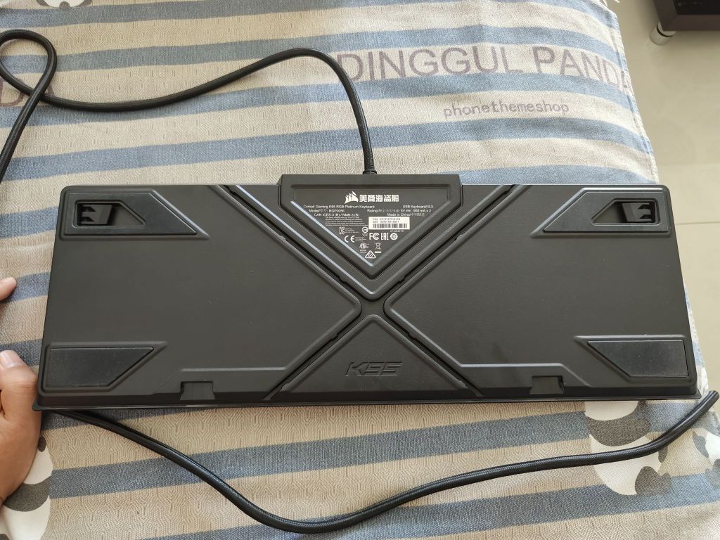 出售美商海盗船k95铂金版rgb银轴380包邮