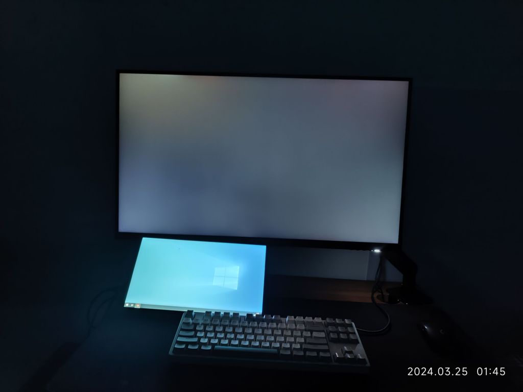 广州出点小东西联合创新32c1u32寸4k14寸便携屏索尼xm4耳机r2s软路由