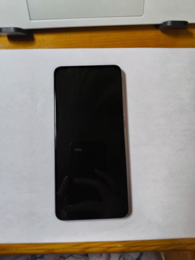 出一台k30pro白色8128450包邮