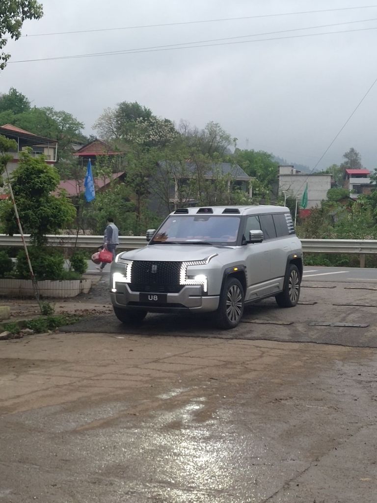 卧槽18线小镇都能看到仰望u8