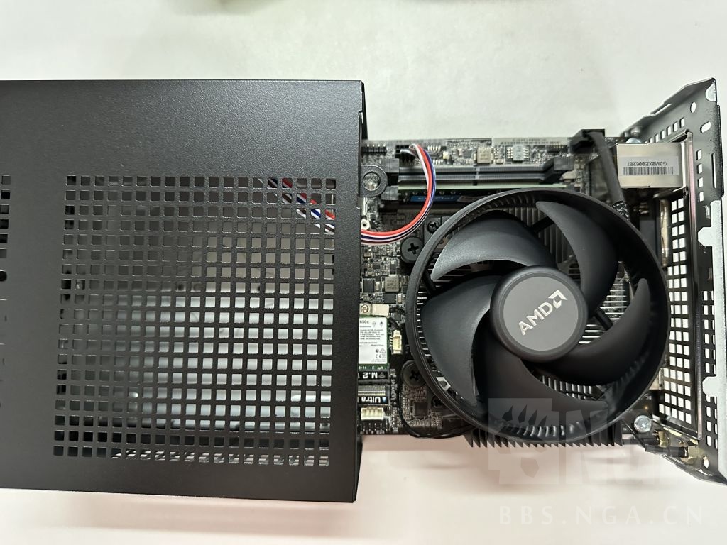 作业贴2500预算有手就能装好的5600g整机华擎deskminix300