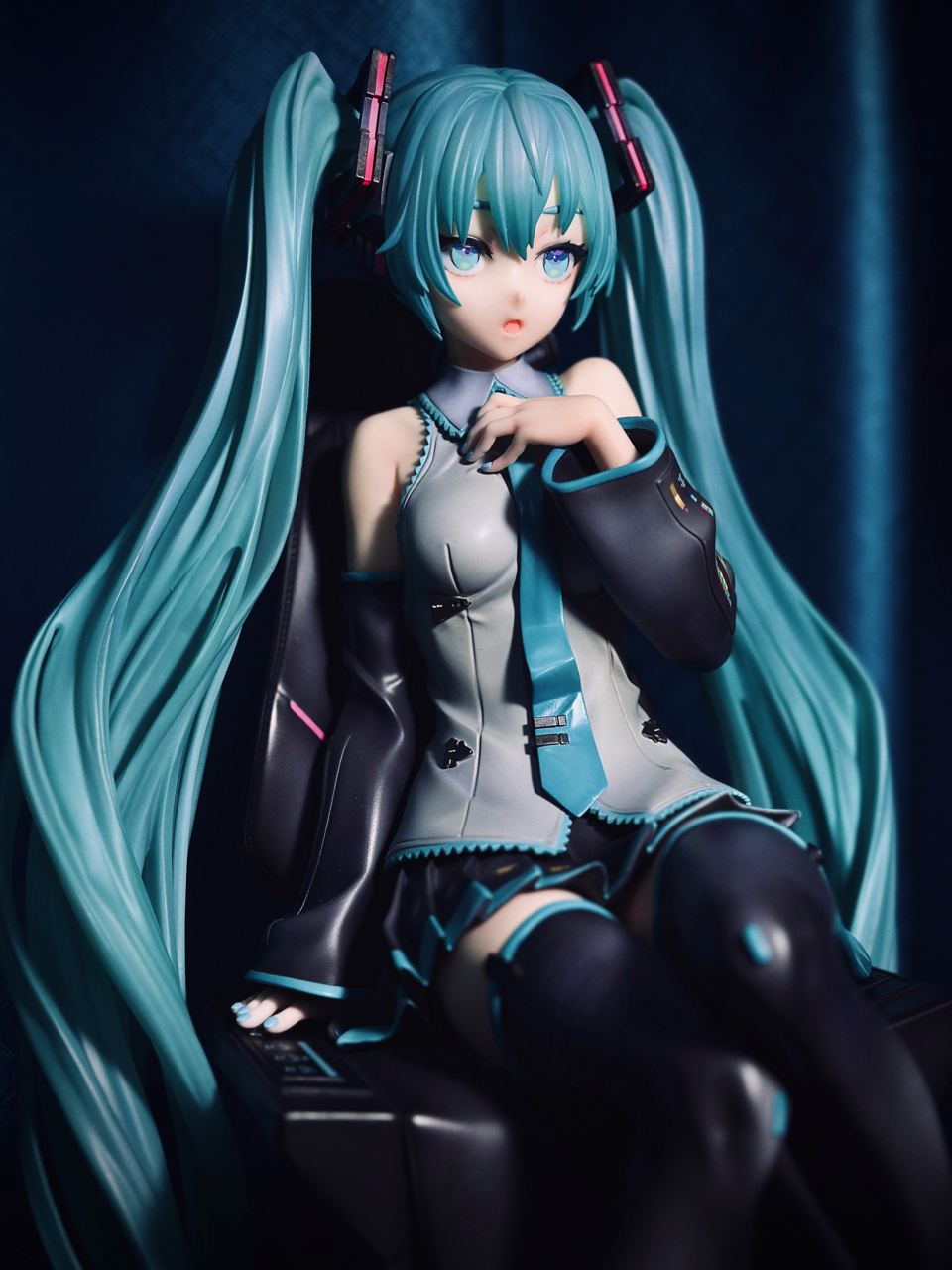 初音未来公式服 全身图片