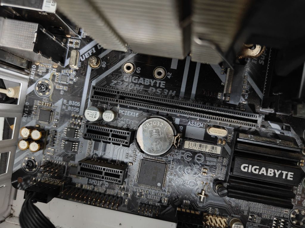 i9 9880h   z370 魔改板u 明盘650元