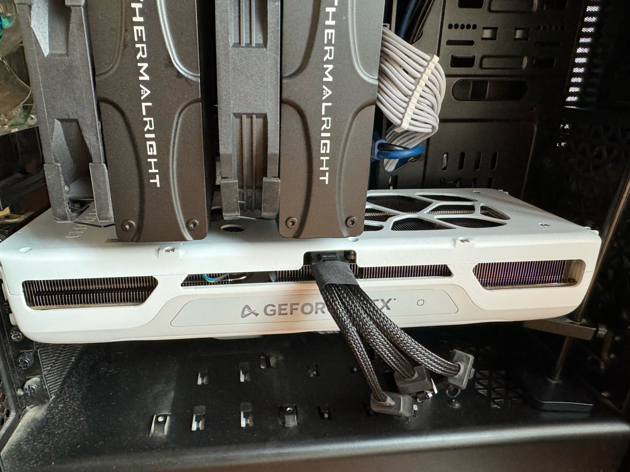 出个人一手 七彩虹 3070ti ad oc显卡!包装盒子都在,目前还在保!