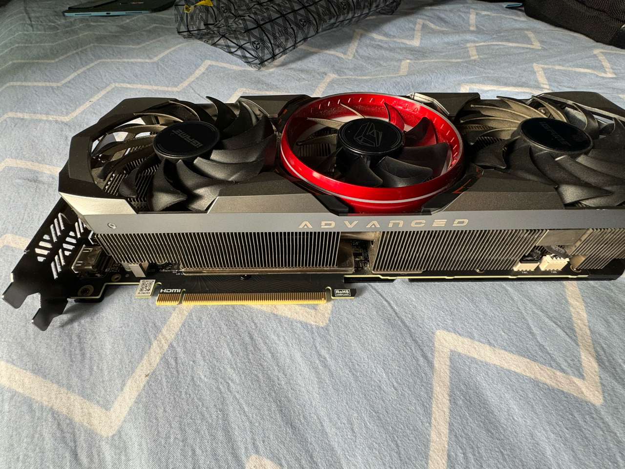 出个人一手 七彩虹 3070ti ad oc显卡!包装盒子都在,目前还在保!