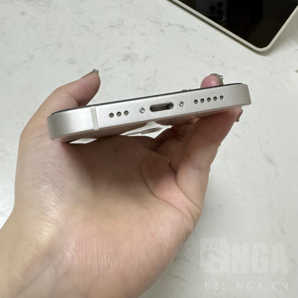 出个iphone12国行256白色