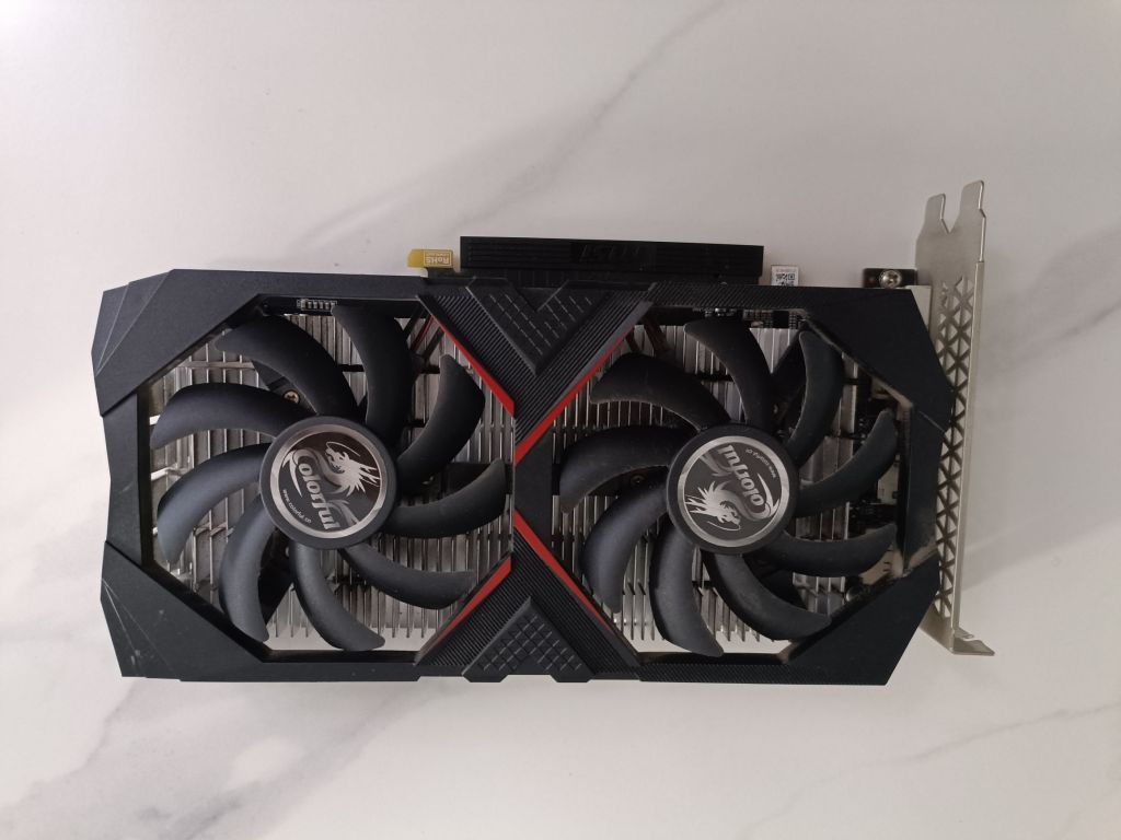 出个七彩虹1650 4g