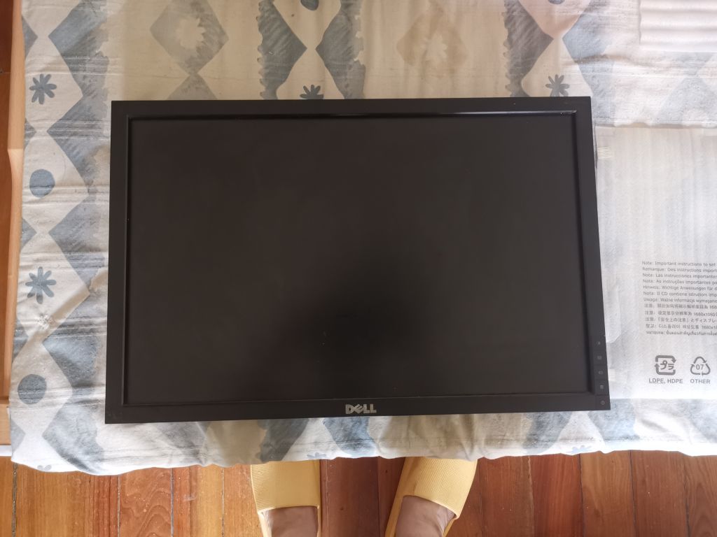 出台dell 22寸 2209wa 显示器,仅限上海自提.